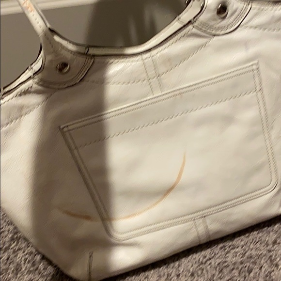 Authentic white coach purse - Picture 3 of 4